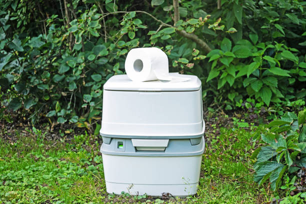 Portable Toilet Options We Offer in Village St George, LA